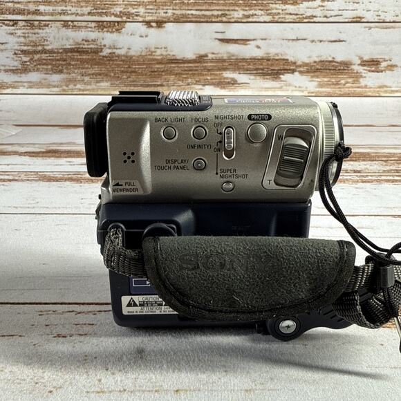 Sony DCR-PC5 Mini DV Camcorder Handycam Camera Carl Zeiss Vintage Parts Repair - Picture 4 of 6